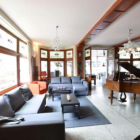 Former In The Centre And At 50 Metres From The In Panne Holiday home *