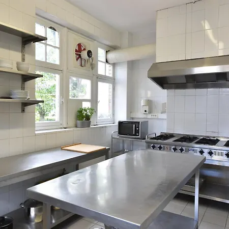Casa vacanze Former In The Centre And At 50 Metres From The In Panne